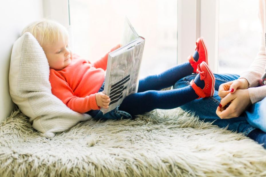 reading kid