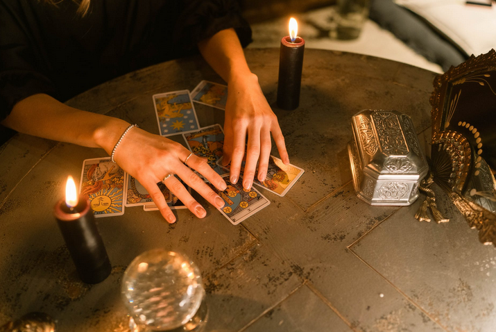 tarot reader
